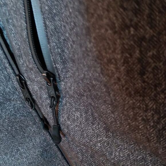 Vince Camuto women's size medium biker jacket. Warm - Picture 3 of 9